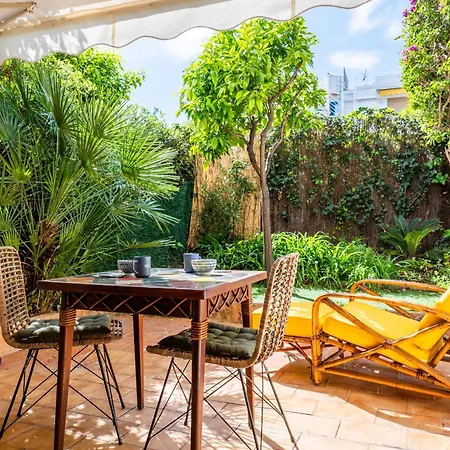 Garden-level Inside Upscale District Appartement *