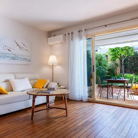 Garden-level Inside Upscale District Appartamento *